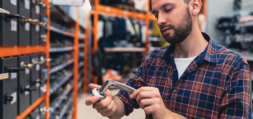 Locksmith For Retail Stores Lockout Services in La Mesa, California